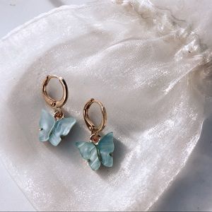 Butterfly Huggies ✨ Small Hoop Earrings ꕥ